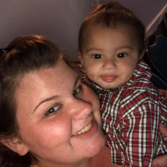 Meet your Posher, Courtney - Picture 1 of 1